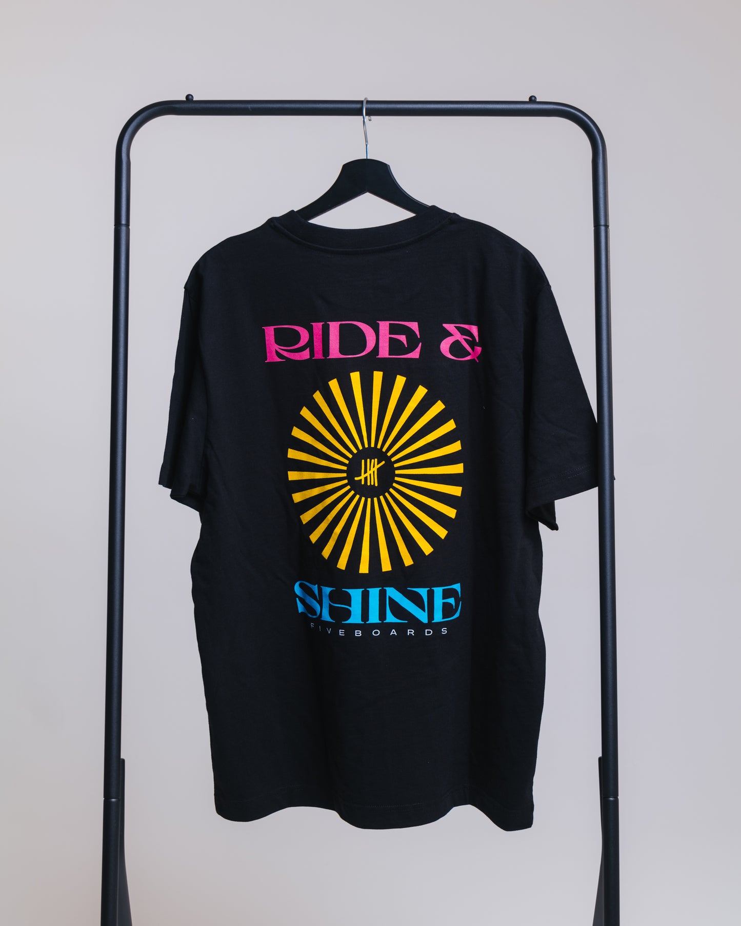 Fiveboards Ride & Shine Tee - black