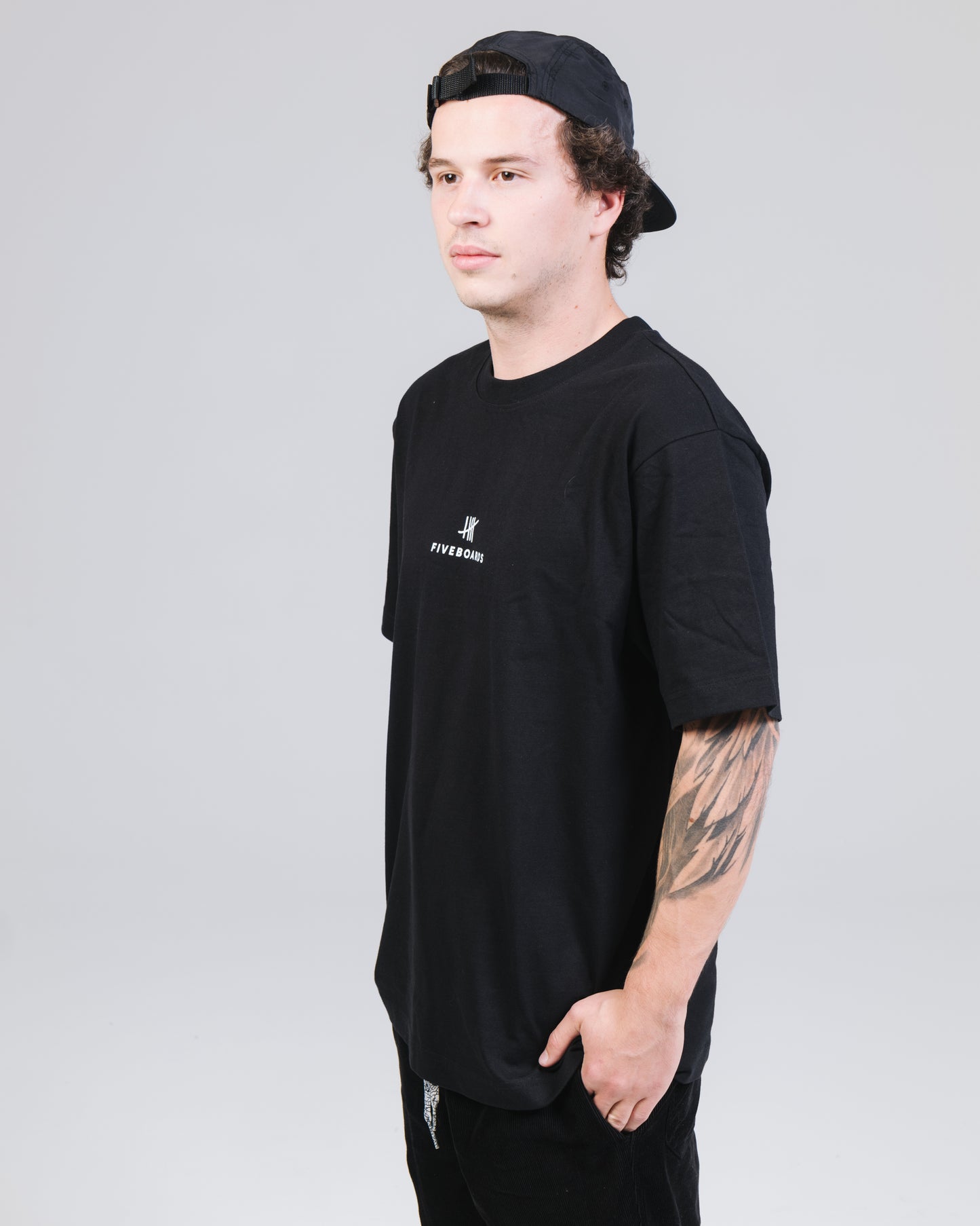 Fiveboards Icons Tee - black