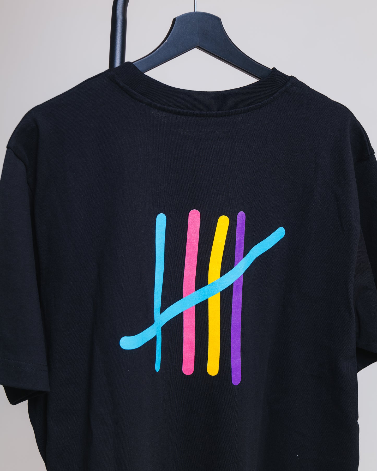 Fiveboards Bold Tee - black