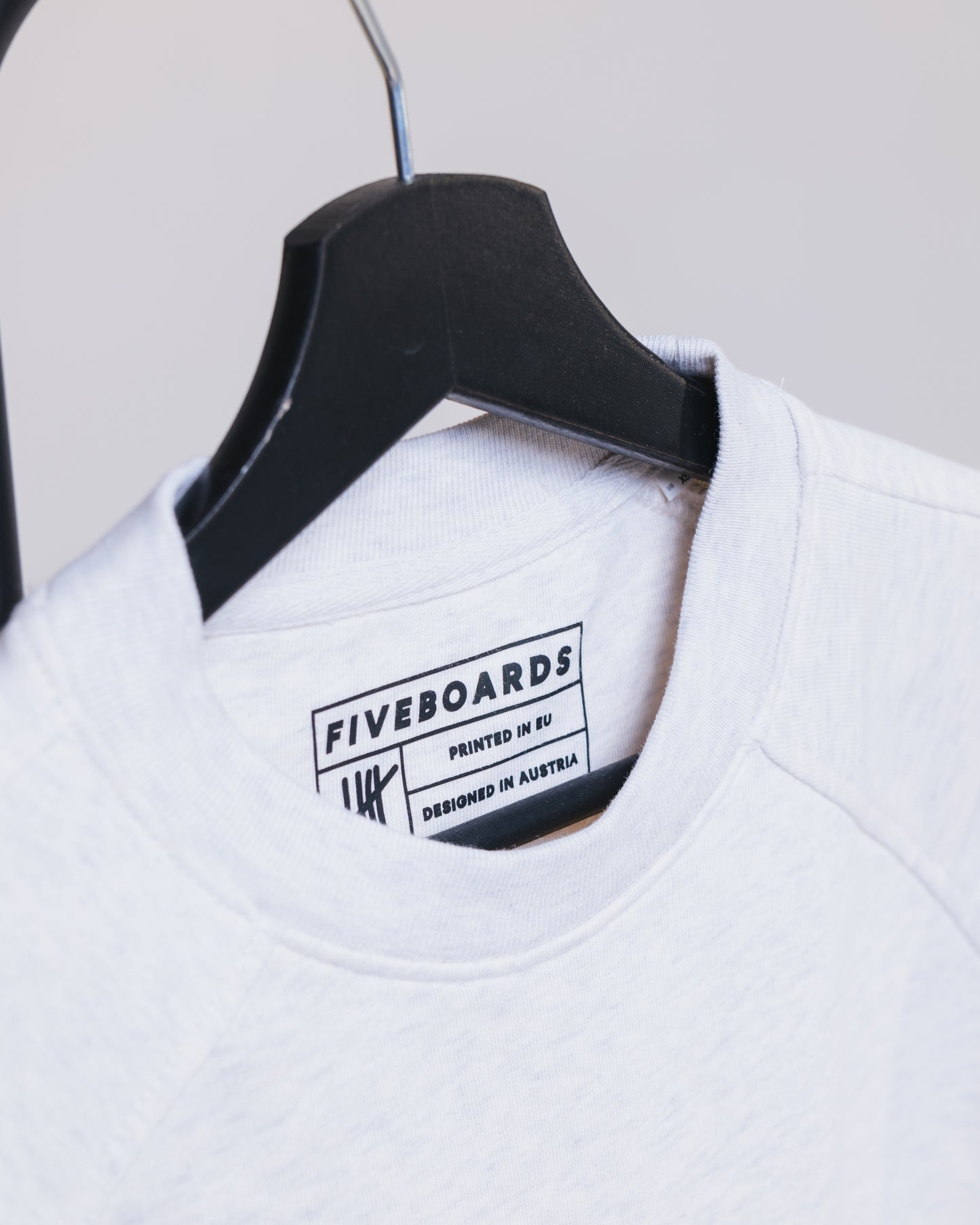 Fiveboards Women Crewneck Basic Embroidery - light heather