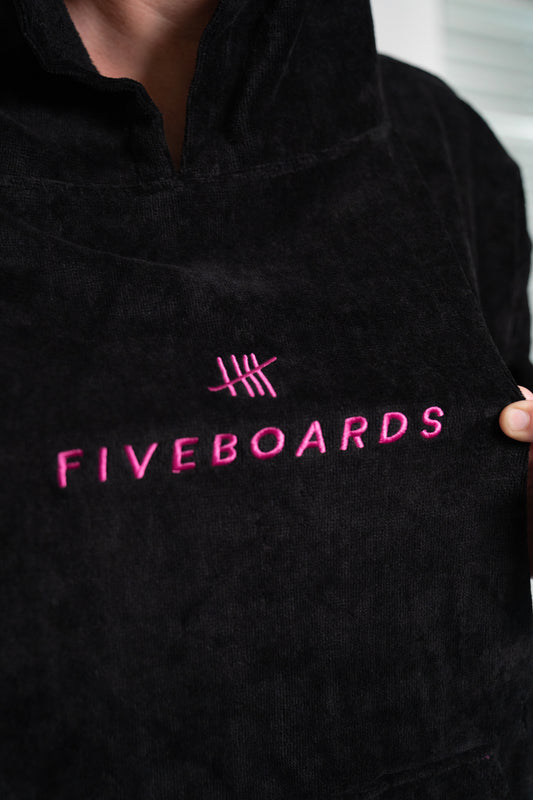 Fiveboards Towel Poncho - black/pink